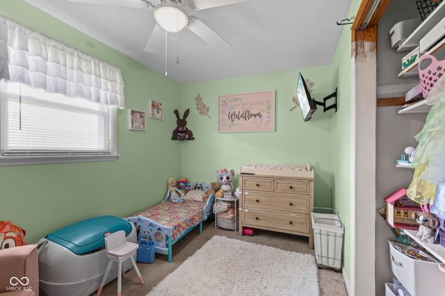 1128 E School Street, Anderson, IN 46012