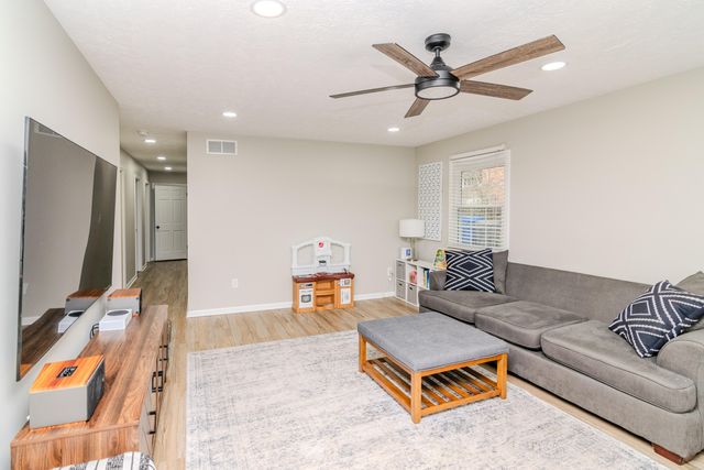 23 Windridge Drive, Winchester, KY 40391