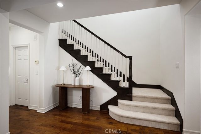 25 Hallcrest, Ladera Ranch, CA 92694
