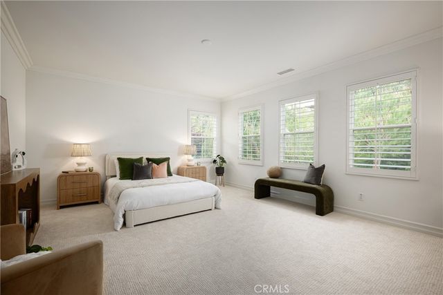 25 Hallcrest, Ladera Ranch, CA 92694