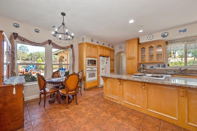 2501 Calle Fresca, Cool, CA 95614