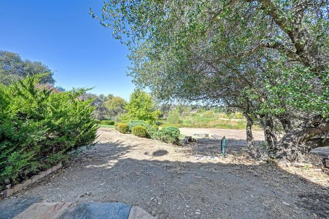 2501 Calle Fresca, Cool, CA 95614