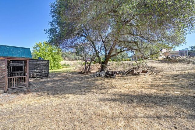 2501 Calle Fresca, Cool, CA 95614