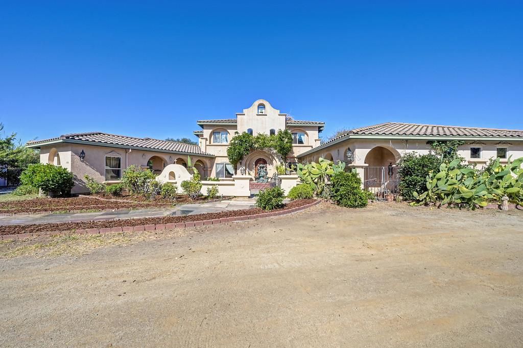 2501 Calle Fresca, Cool, CA 95614