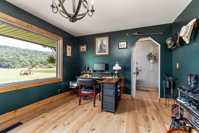 1653 Lester Flatt Rd, Sparta, TN 38583