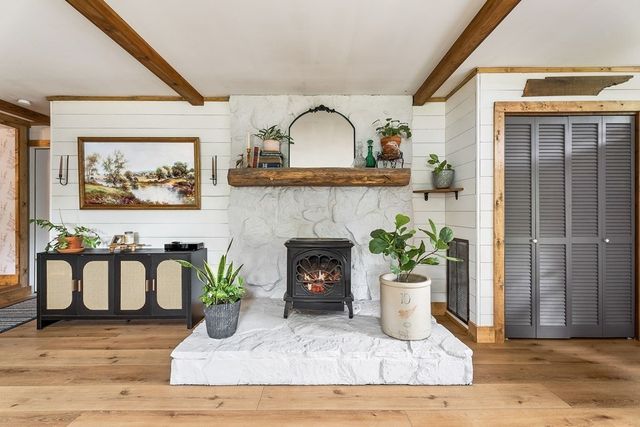 1653 Lester Flatt Rd, Sparta, TN 38583