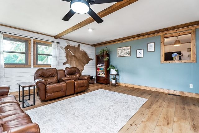 1653 Lester Flatt Rd, Sparta, TN 38583