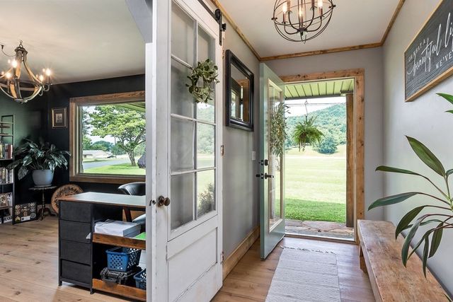 1653 Lester Flatt Rd, Sparta, TN 38583