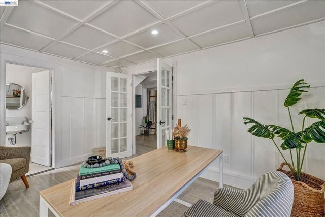 1820 Yale Dr, Alameda, CA 94501