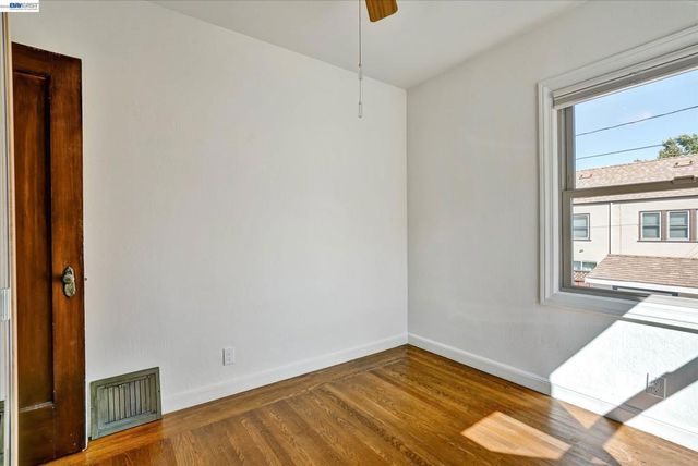 1820 Yale Dr, Alameda, CA 94501