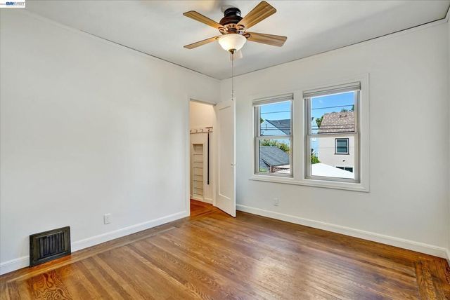1820 Yale Dr, Alameda, CA 94501