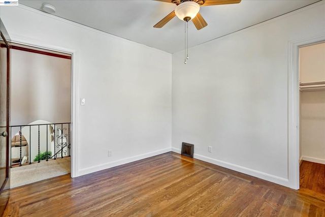 1820 Yale Dr, Alameda, CA 94501