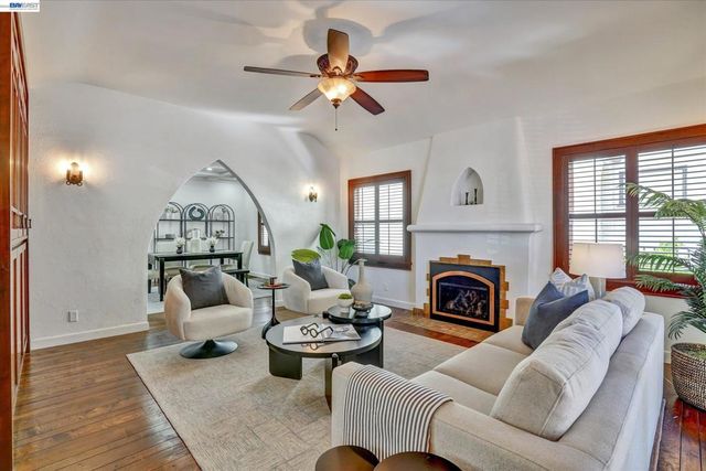 1820 Yale Dr, Alameda, CA 94501