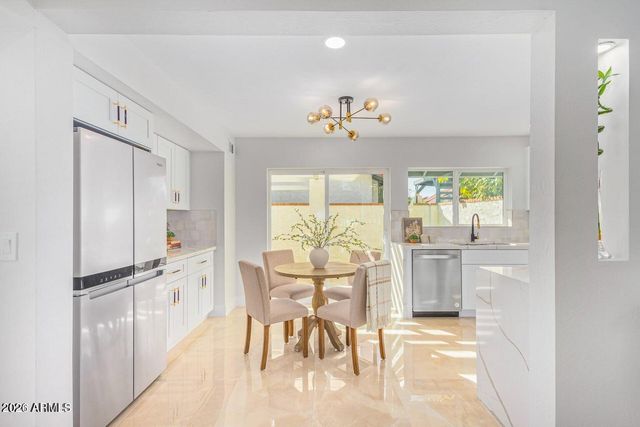 5712 N SCOTTSDALE Road, Paradise Valley, AZ 85253