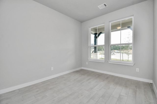 11822 Royal Willow Lane, Houston, TX 77066