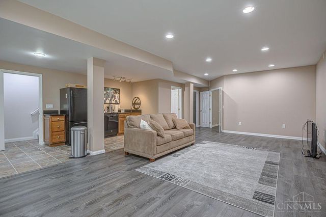 2055 Little Turtle Court, Ross Twp, OH 45013