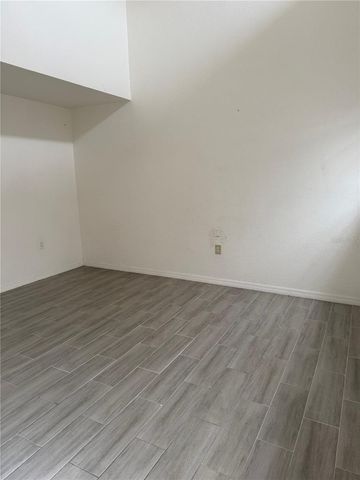 3977 CRAYRICH CIRCLE C-1, Orlando, FL 32839