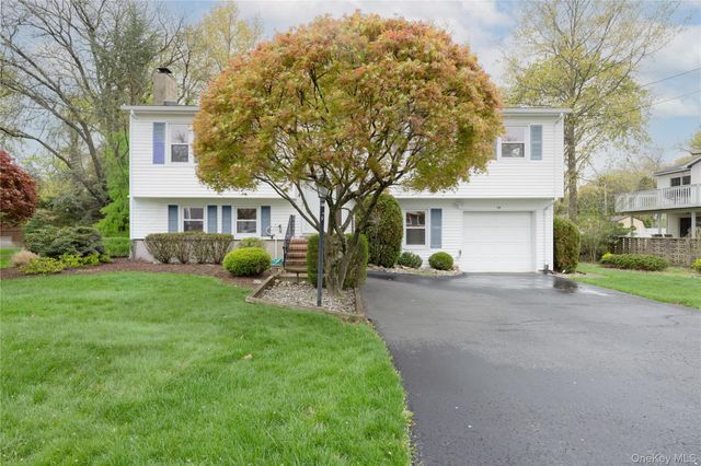 54 Meyer Oval, Pearl River, NY 10965