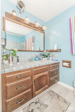 4704 E Tulare Street, Fresno, CA 93702
