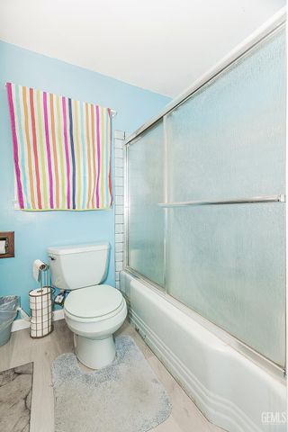4704 E Tulare Street, Fresno, CA 93702