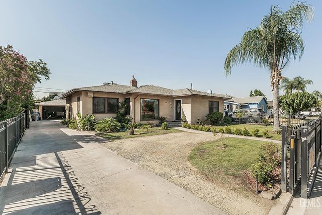 4704 E Tulare Street, Fresno, CA 93702