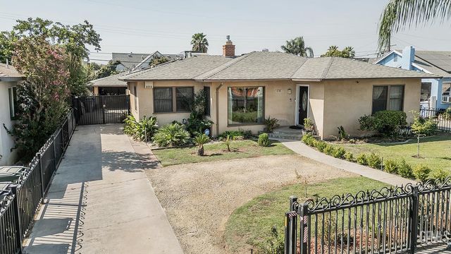 4704 E Tulare Street, Fresno, CA 93702