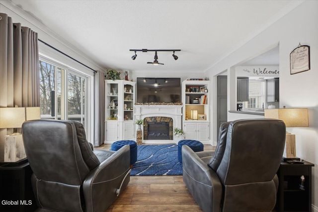 9 North Court, Queensbury, NY 12804