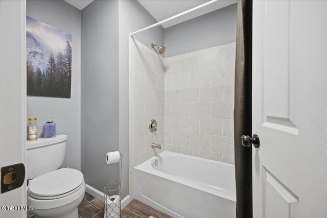 9 North Court, Queensbury, NY 12804