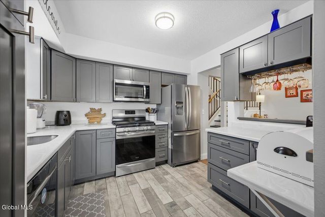 9 North Court, Queensbury, NY 12804