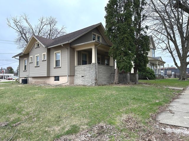 303 S Pleasant Street, Princeton, IL 61356