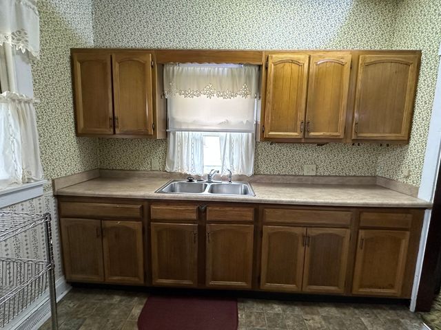 303 S Pleasant Street, Princeton, IL 61356