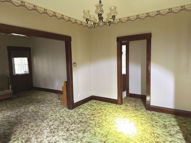 303 S Pleasant Street, Princeton, IL 61356