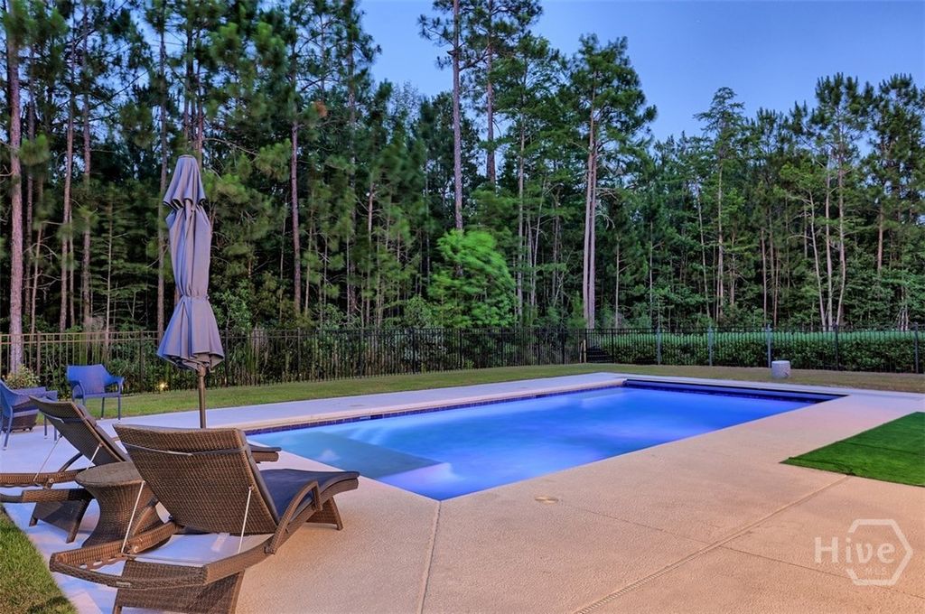 Image 4 of property listing at 116 Greenhill Close, Pooler, GA 31322