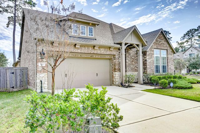 404 Summit Ridge Court, Conroe, TX 77318