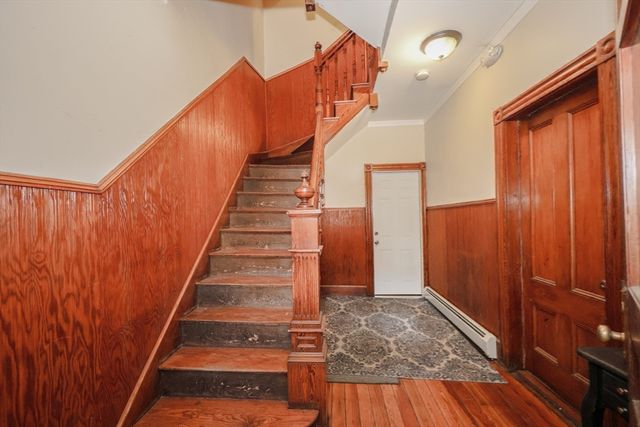 64 Bremen St, Boston, MA 02128