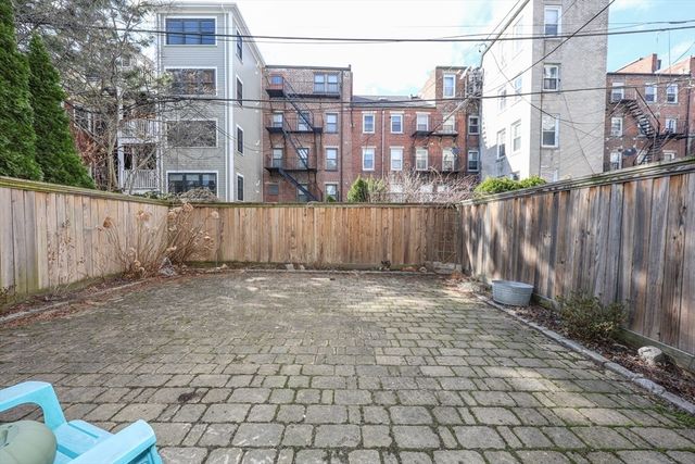 64 Bremen St, Boston, MA 02128