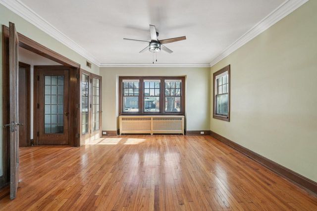 1311 S Layton BOULEVARD, Milwaukee, WI 53215