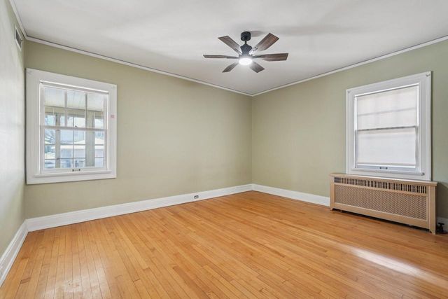 1311 S Layton BOULEVARD, Milwaukee, WI 53215