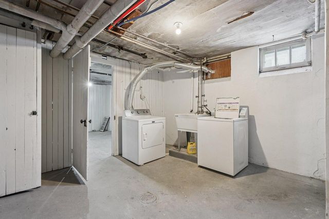 1311 S Layton BOULEVARD, Milwaukee, WI 53215