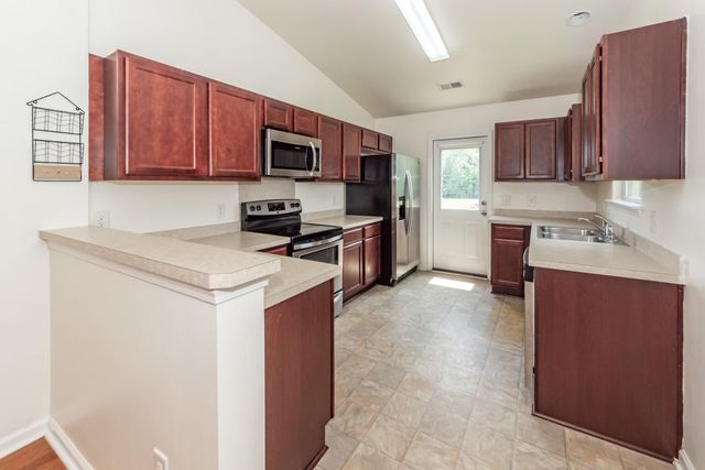 135 Keaton Brook Drive, Summerville, SC 29485