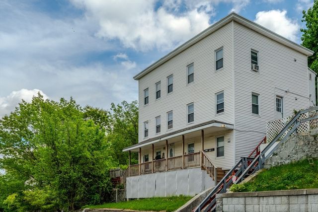 140-142 Leighton St, Fitchburg, MA 01420