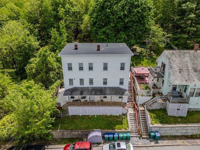 140-142 Leighton St, Fitchburg, MA 01420