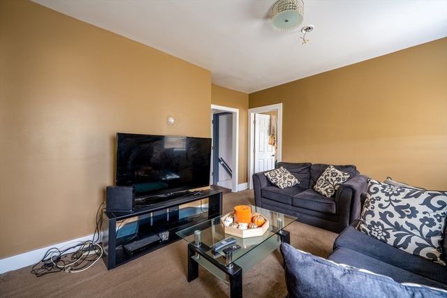 140-142 Leighton St, Fitchburg, MA 01420