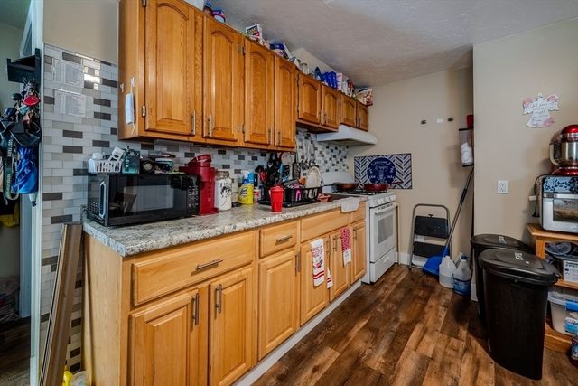 140-142 Leighton St, Fitchburg, MA 01420