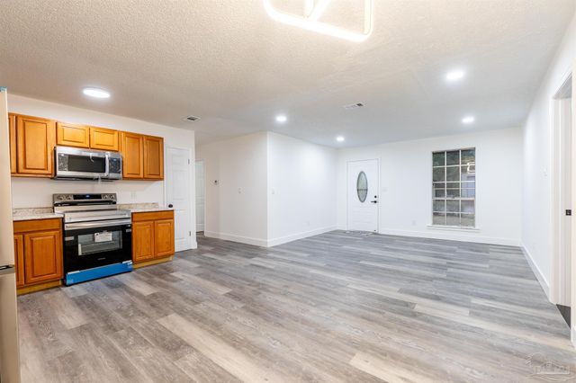 2361 Truman Ave, Pensacola, FL 32505