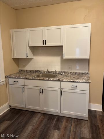 3399 E 140 Street 2, Cleveland, OH 44120