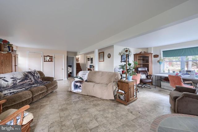 60 PEACH LN, Ronks, PA 17601