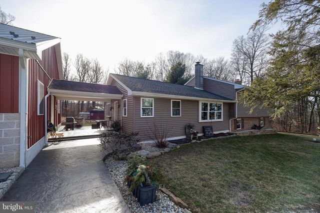 60 PEACH LN, Ronks, PA 17601