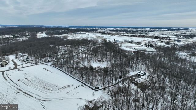 60 PEACH LN, Ronks, PA 17601