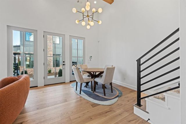 225 W First Street 113, Edmond, OK 73003